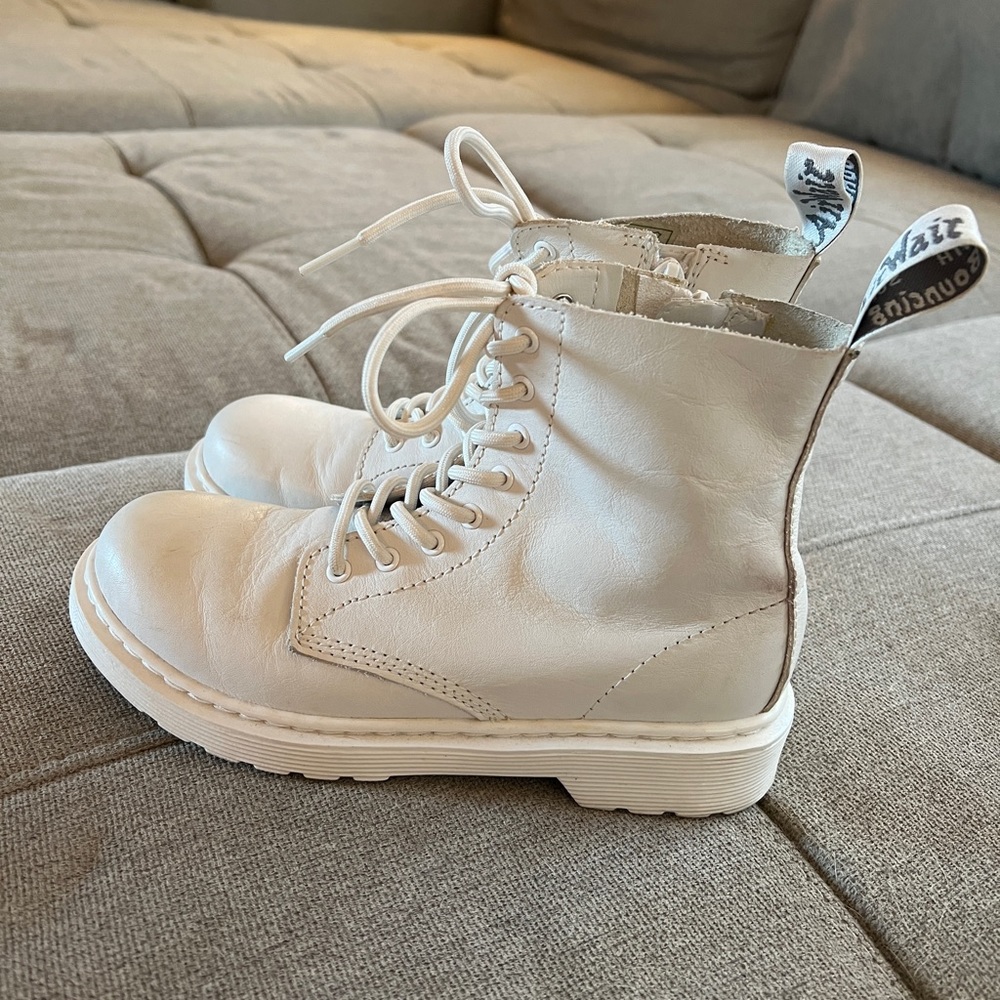 Dr Martens Pascal Mono Boot